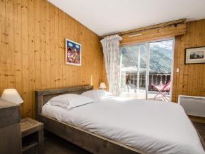 Appartement Chamonix, terrasse, 4 pers, parking privé - FR-1-343-172