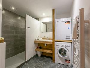 Appartements Appartement duplex montagnard au coeur de Val-d'Isere, pres des pistes et commodites - FR-1-694-124 : photos des chambres