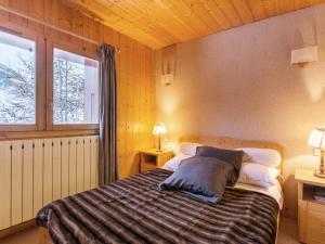 Chalet rustique chaleureux avec cheminée à Val-dIsère - FR-1-694-219