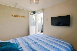 Maisons de vacances Belle longere renovee jacuzzi sud Tours 8 p./4 ch. : photos des chambres