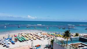 Flat beira mar com varanda em Porto de Galinhas
