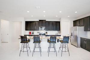 BSV1805 - Luxury 8 Bedroom 6 Bathroom Villa in the Desirable Solara Resort