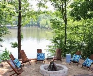 Riverbend Ranch for Family Fun on Smith Lake! Dogs welcome! - كولمان