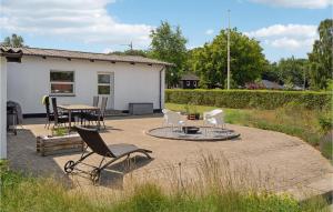 Cozy Home In Nykøbing M With Wifi