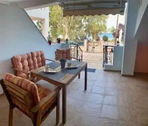 DeVal • Kiveri apartment • - Spiliotákis