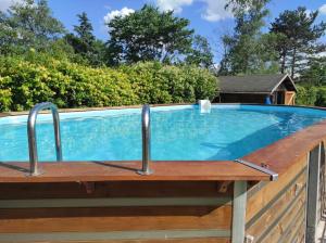 Maisons de vacances Charmante maison avec piscine : photos des chambres