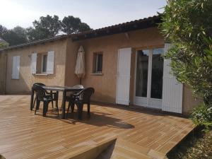 villa individuelle - 4hvězdičkové hotely ve městě Bagnols-sur-Ceze