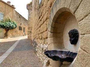 Maisons de vacances House in idyllic village between vineyards and sea : photos des chambres