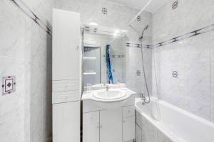 Appartements ORLY : F3 a 10mn de l'aeroport : photos des chambres