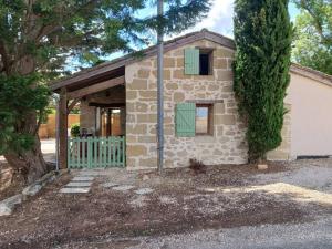 Maisons de vacances Gite a la campagne avec piscine : Maison 1 Chambre