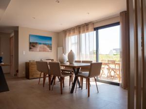 Villas Ker est, Surf House, plage de Pors Carn a pieds : photos des chambres