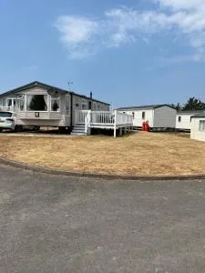 Beautiful caravan in Trecco Bay! 74 sycomore - 纽顿