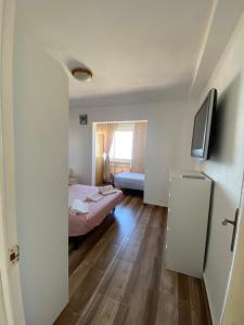 NICE VIEWS WITH POOL, TORREVIEJA