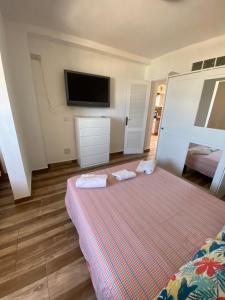 NICE VIEWS WITH POOL, TORREVIEJA