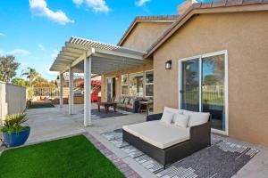 Walk to Festival Sleeps 8 on golf course - Casa Lozano