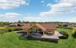 Amazing Home In Vinderup With Sauna - Lihme