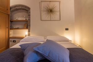 Ponte pietra No 5 Sulla romantica scalinata