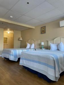 Standard Room with Kitchenette room in Grand Beach Inn
