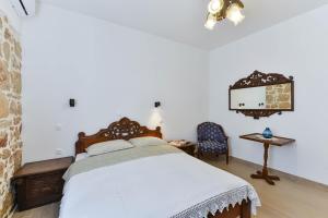 Holiday house with a parking space Pakostane, Biograd - 18982