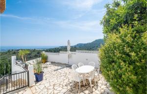 Awesome Home In El Rafol Dalmunia