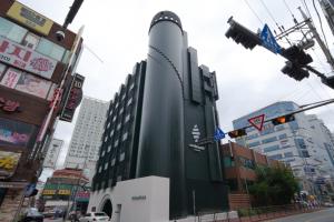 Croissant Hotel Guri by Aank