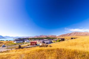 The Red Nest - Lake Tekapo