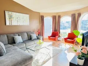 Comfortable 6 bedrooms house - Edson