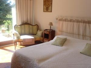 Maisons d'hotes Guestroom Millau, 1 piece, 2 personnes - FR-1-601-439 : photos des chambres