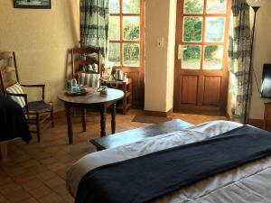 Maisons d'hotes Guestroom Solesmes, 1 piece, 3 personnes - FR-1-410-404 : photos des chambres