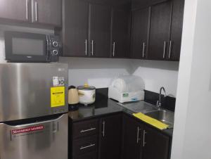 Large studio with pool