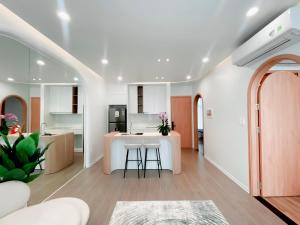 The LuxHomes Apartment ᵀᴹ I HOT Độc Đáo Nhất Vinhomes Marina