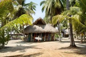 Los Bungalows de Blanca - Playa La Saladita - La Union de Isidoro Montes de Oca