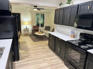 Modern 2 Bedroom Apartment