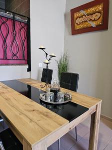 Adonis Apartments