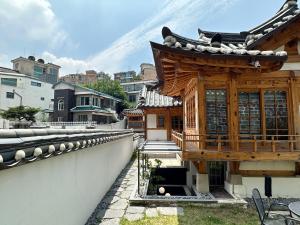 Luxury Hanok Serenity Villa