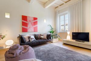 Casa Cachi 2, Modern Spacious 2 bedrooms apartment with terrace and elevator
