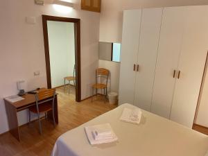 Domo Is Solus - Affittacamere - Living Sant'Antioco img28