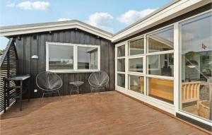 Beautiful Home In Ebeltoft With Kitchen