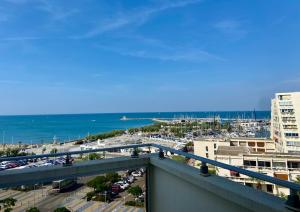 Appartements Le Mousse, P2 cosy avec une magnifique vue mer, parking : photos des chambres