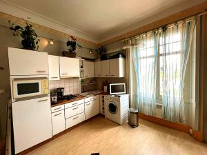 Appartements T2 a pied de plage sur ancien hotel chic, samedi a samedi : photos des chambres