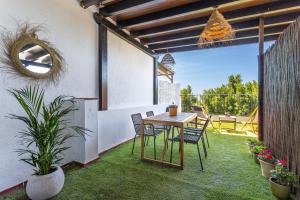 First line, Verde y Mar by Mellow