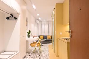 Nueva era @ Athens heart , Romvis apartments