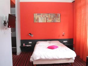 Hotels Hotel Latino Reims Centre : photos des chambres