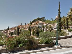 Appartements Bormes-les-Mimosas: Appt climatise, 5 couchages, parking, grande terrasse - FR-1-251-136 : photos des chambres