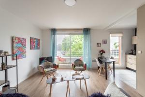 Appartements Bahibe - Balcon et parking au calme proche gare : photos des chambres