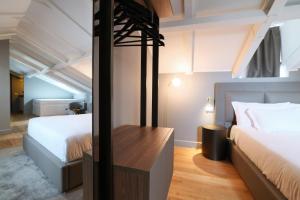 Suite with Spa Bath