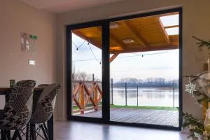 Z widokiem na jezioro - Kałduny