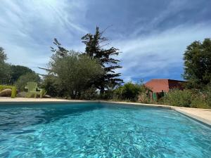 Maisons de vacances Calenzana Cinque - Appt avec piscine partagee : Maison 4 Chambres