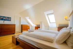 Luxury Apartment with balcony in Downtown