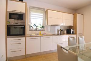 Apartment Vlado 2266